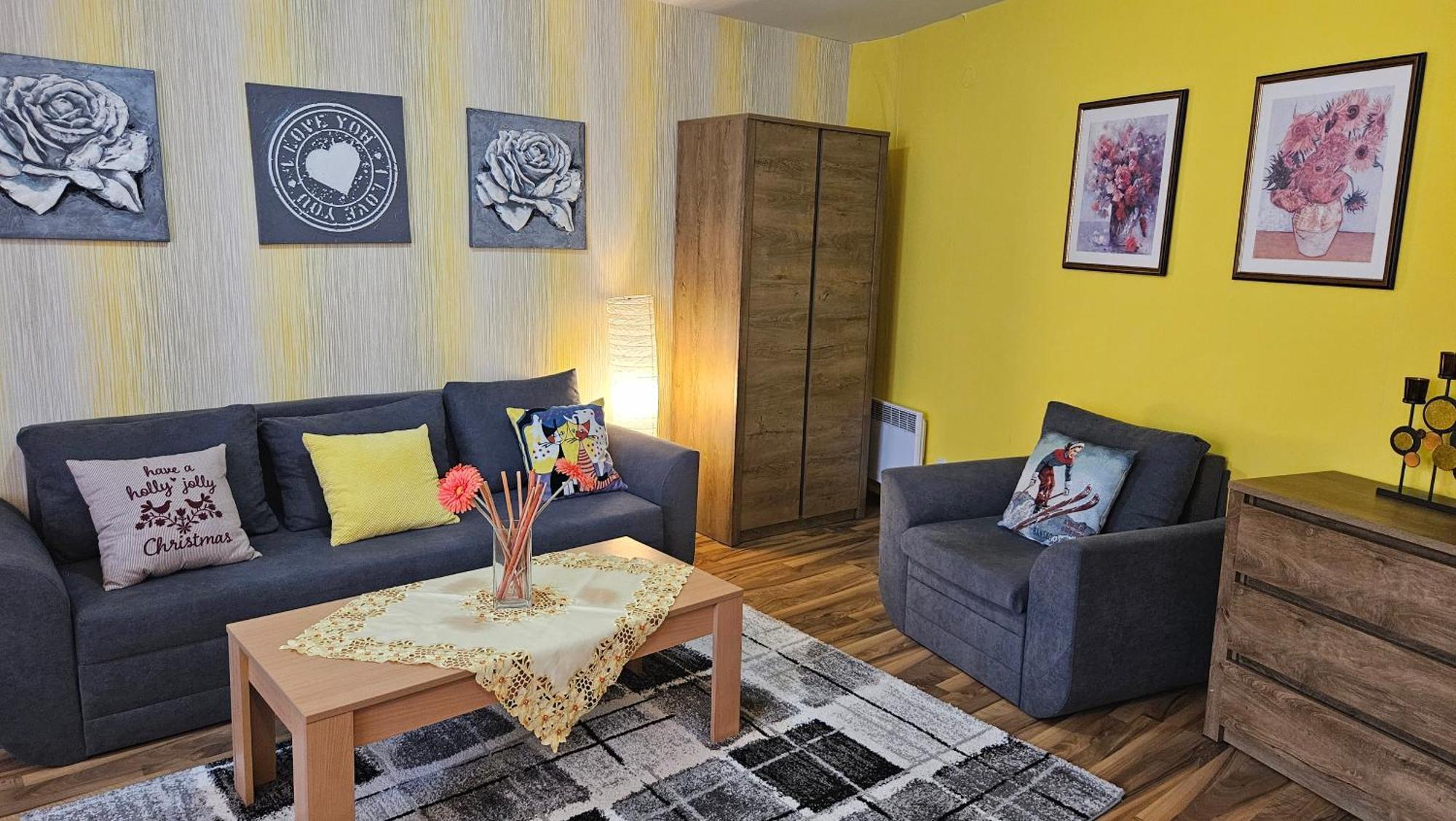 Ramada 2 Boutique Apartment Near Ski Road 반스코 외부 사진
